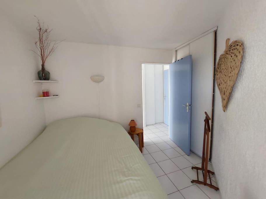 Cosy Appartement Les Pieds Dans Le Sable เลอบาร์กาแรส ภายนอก รูปภาพ